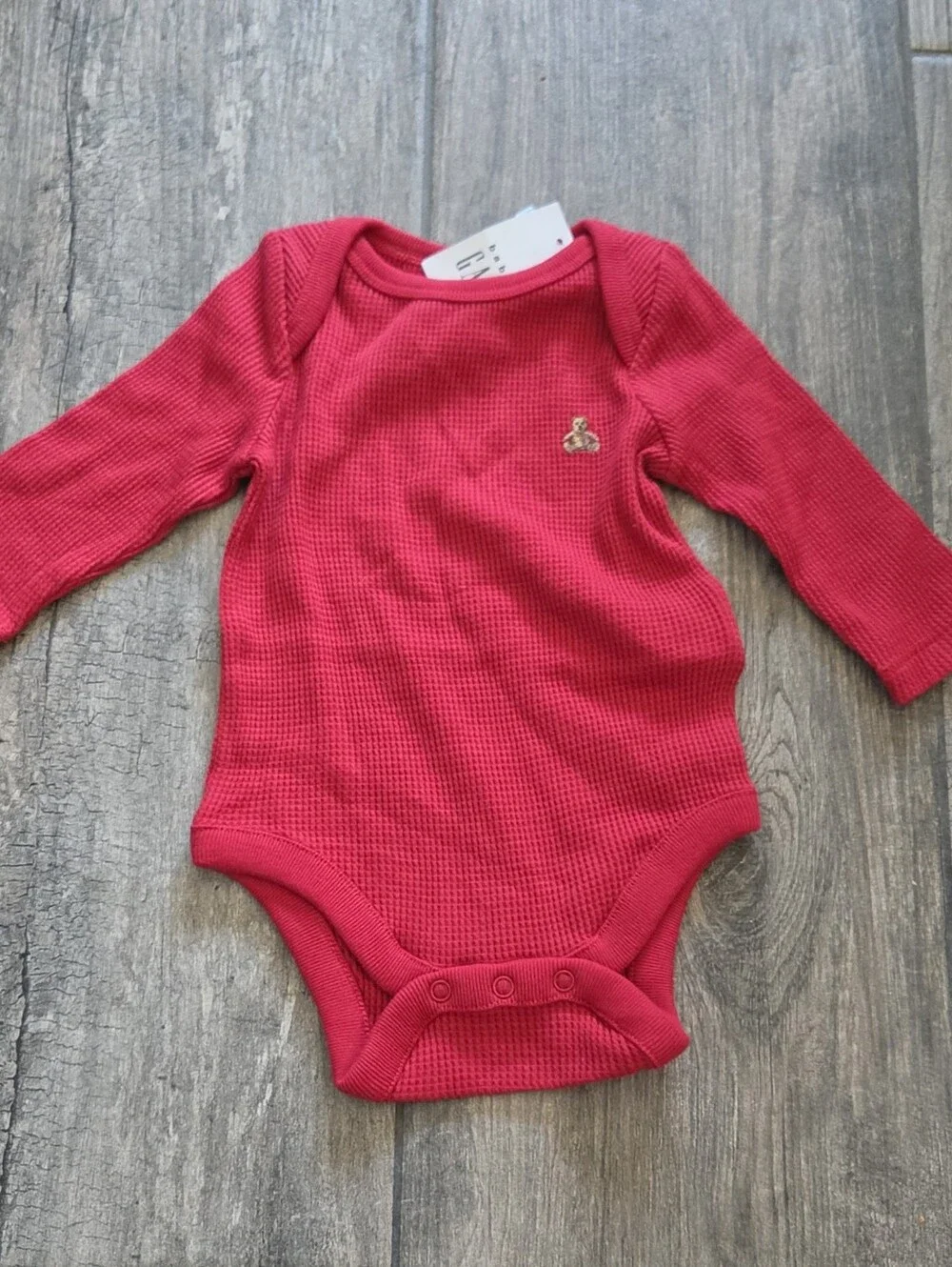 GAP Baby NWT 0-3 Months Red Quilted Hoodie, Bodysuit & Striped Footed Pants Set